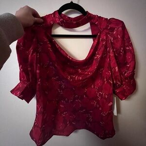 Flirty low back red top - ASTR the label - never worn
